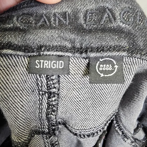 American Eagle Strigid Mom Jeans Size 12 Short Black Wash High Rise Relaxed - Picture 5 of 7